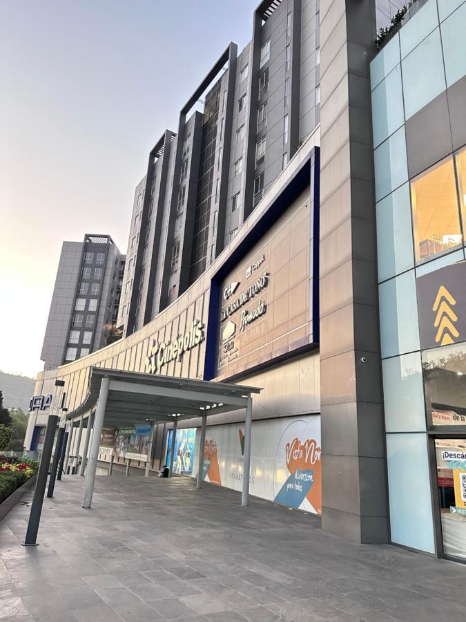Entire Luxurious Apartment In Shopping Mall Мехико Экстерьер фото