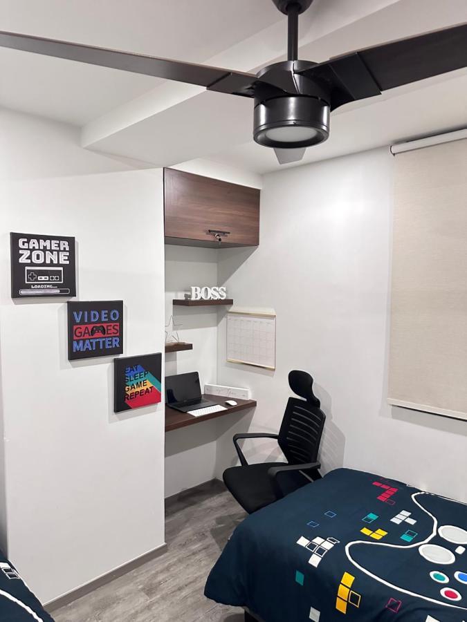 Entire Luxurious Apartment In Shopping Mall Мехико Экстерьер фото