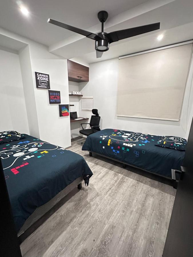 Entire Luxurious Apartment In Shopping Mall Мехико Экстерьер фото